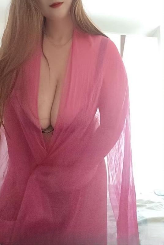 上城巨乳大屁股姐姐 图 4