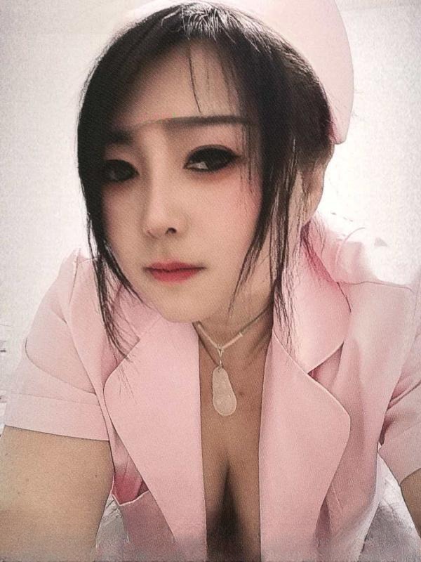 大胸诱惑