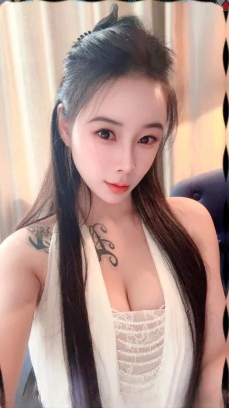惠城舌吻反差靓御姐 图 3