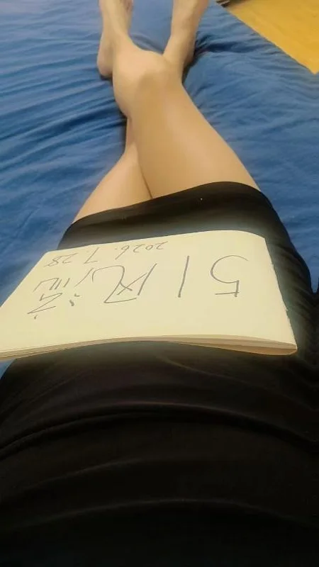 身材性感美女 图 3