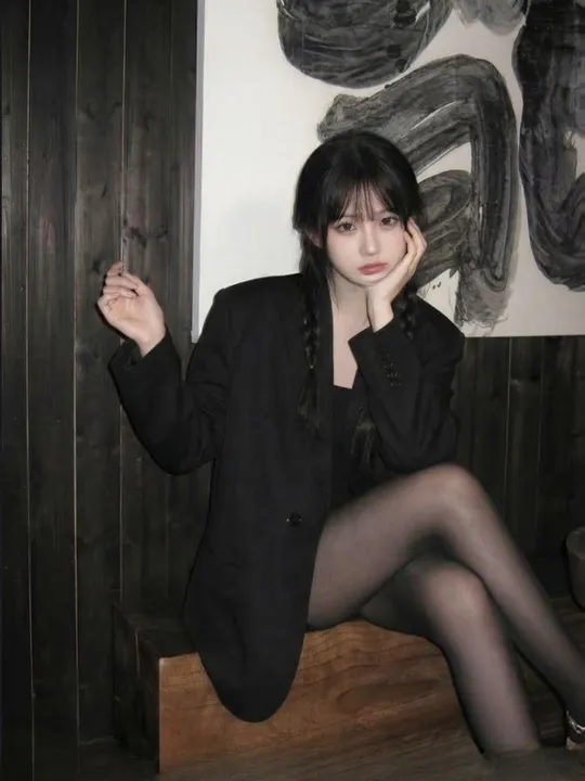 思春黑丝超短裙厚黑