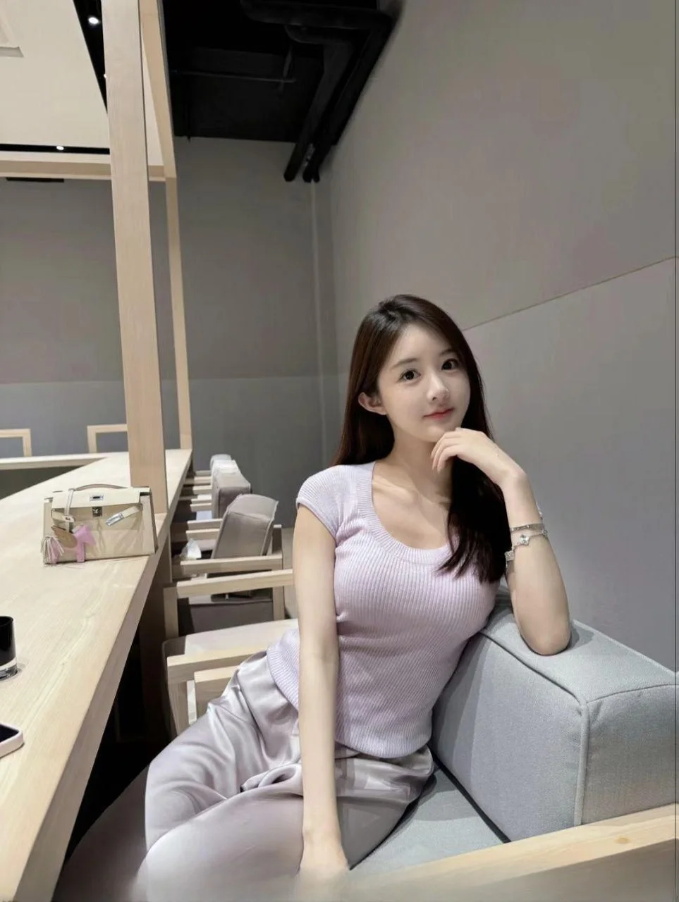 白虎妹妹可调教 图 2