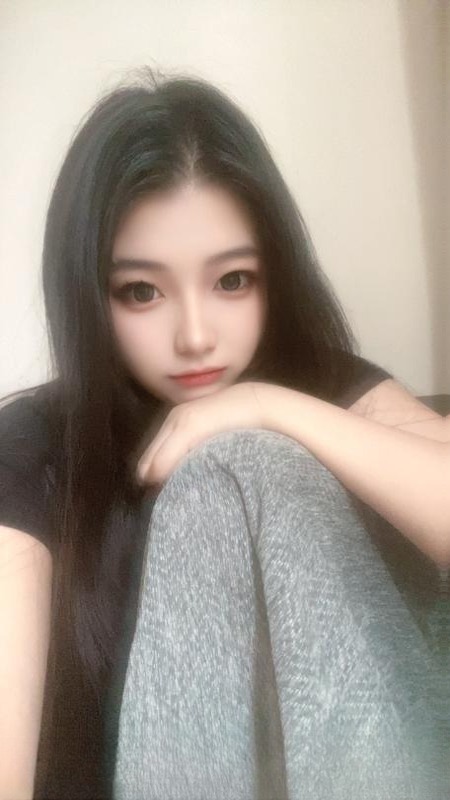 黄埔翘臀妹子 图 3
