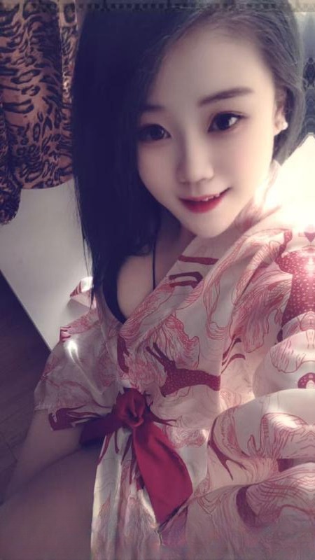 蜜桃臀艾艾 图 2