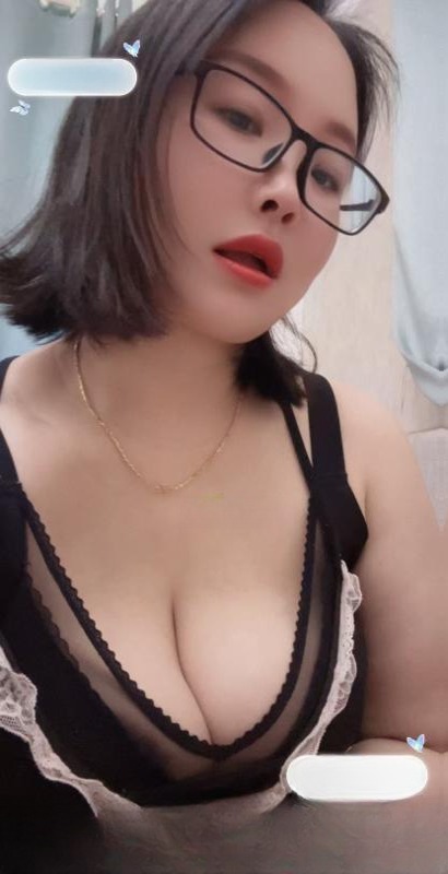 短发肥臀少妇