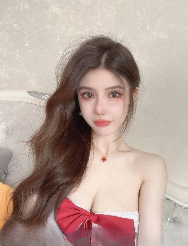 闵行大胸御姐馨予 图 2