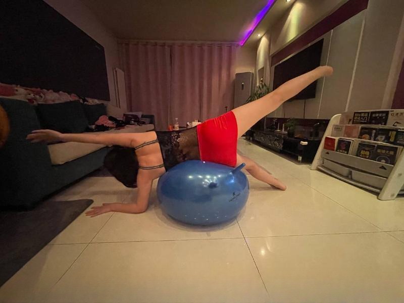 性感少妇爱了爱了 图 2