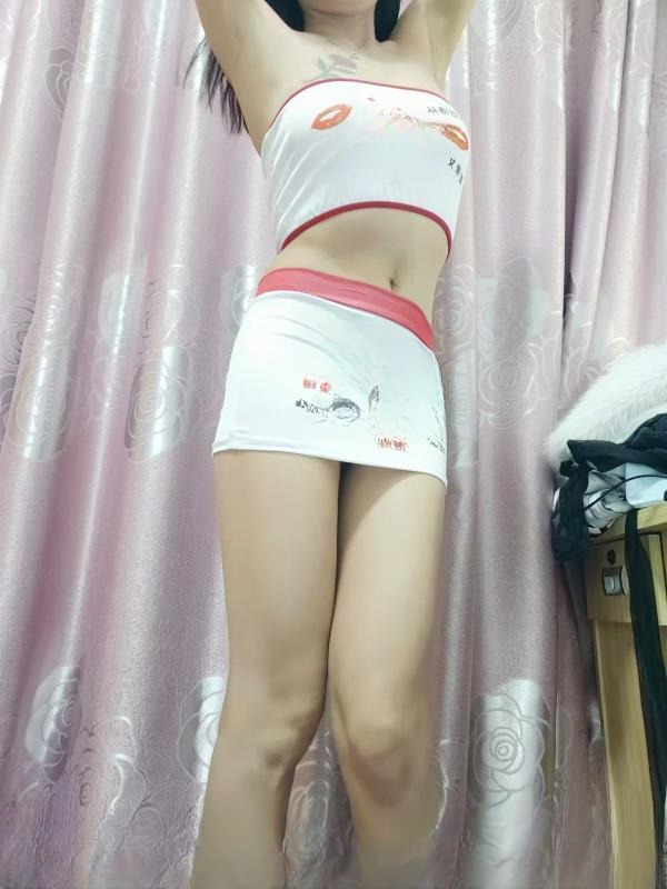 三通骚母狗欧耶 图 2