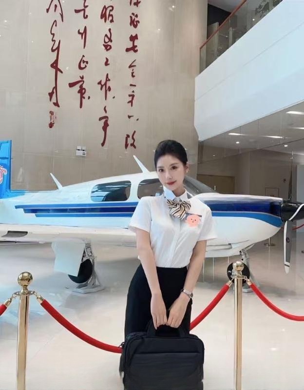 上海空姐降落海选4t 图 2