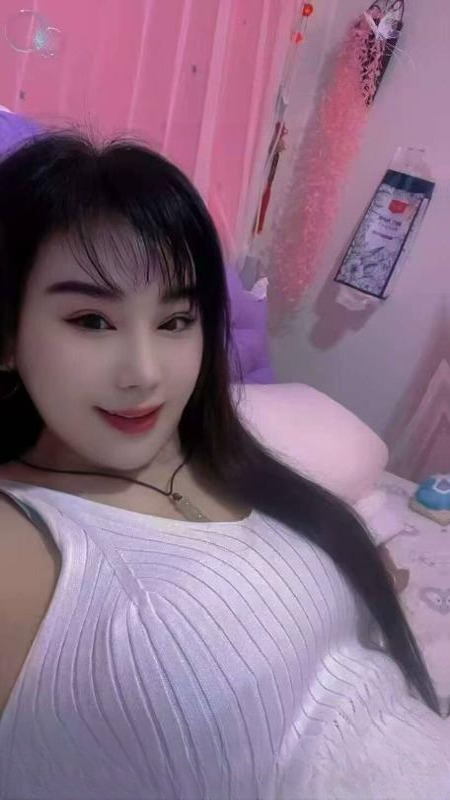 口活超绝巨乳骚妇 图 3