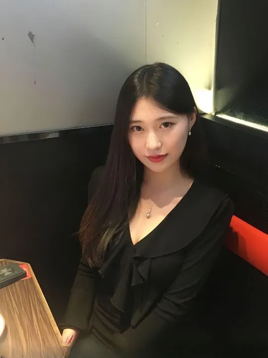 诱惑职场型女神