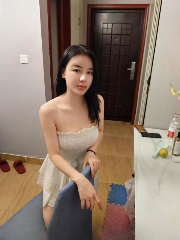 性感服务系少妇乔妹 图 3