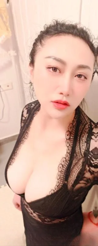 包夜大奶婉儿 图 3