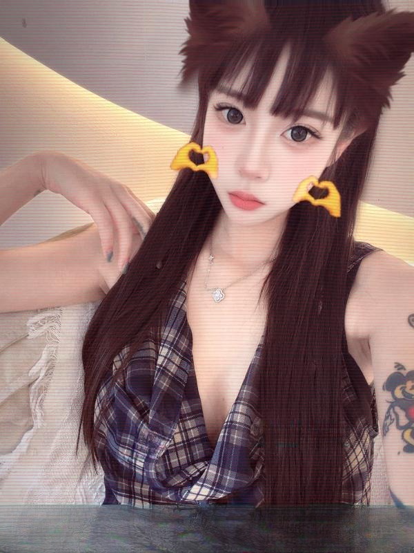 滨湖纹身兼职小嫩妹 图 3
