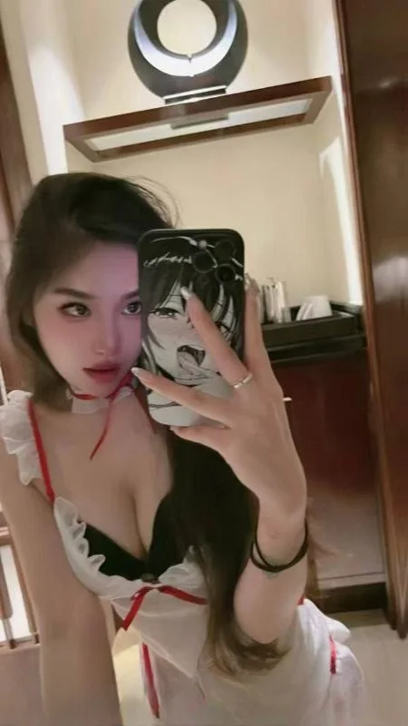 大胸情趣制服诱惑若如