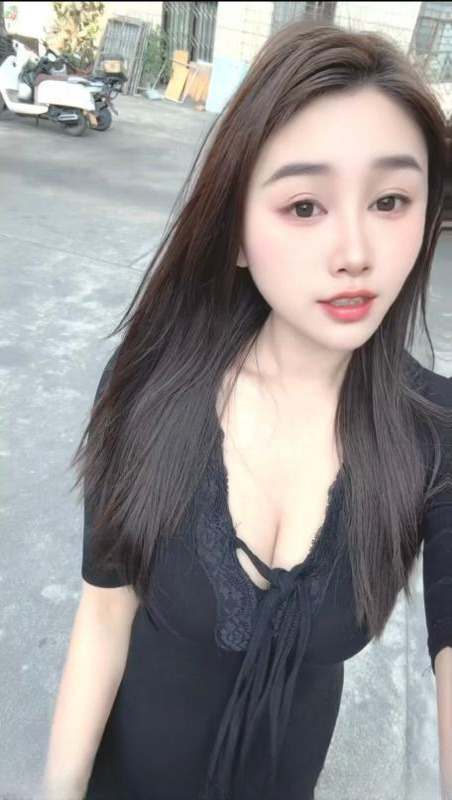 大胸婷婷