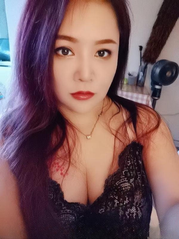 鼓楼大胸熟女姐姐 图 3