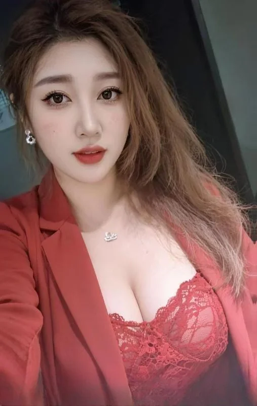 邻家骚妇大屁股姐姐 图 2