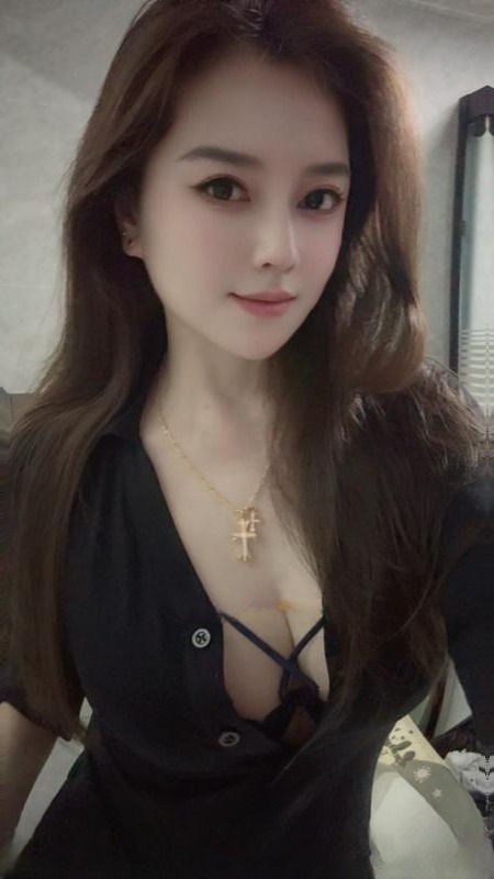 风韵OL装御姐兼职 图 3