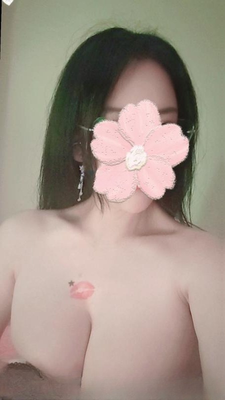 潭村巨乳气质少妇 图 2