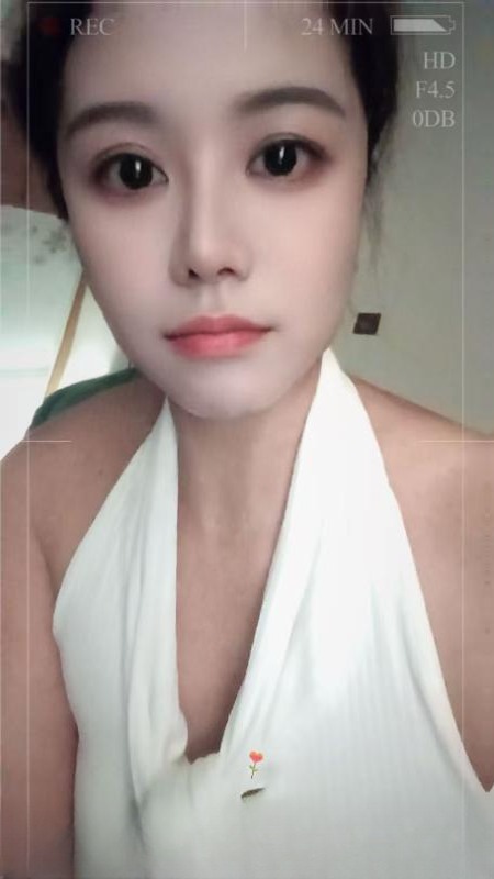 瑶海水床少妇 图 2
