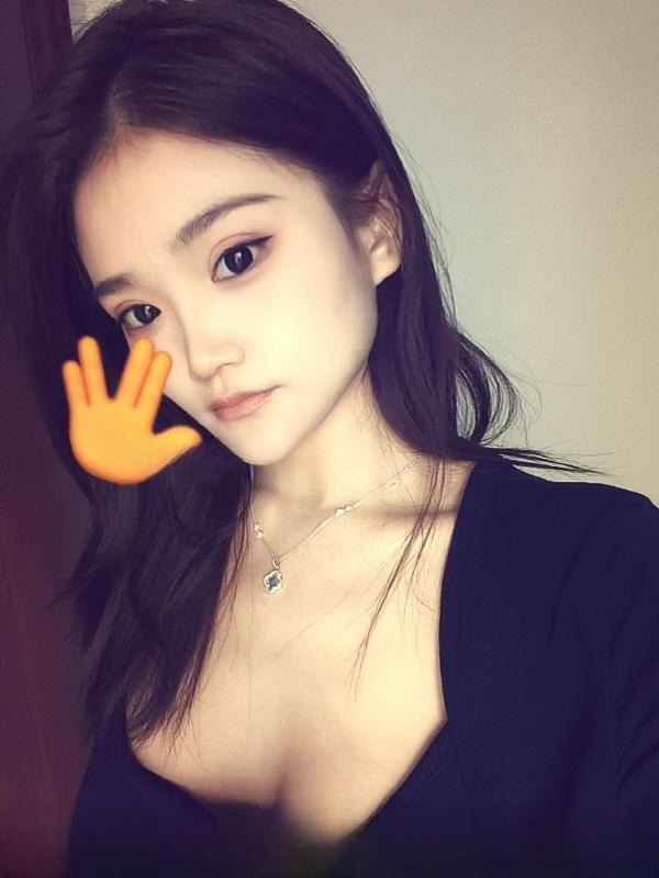 肥臀大奶美女 图 2