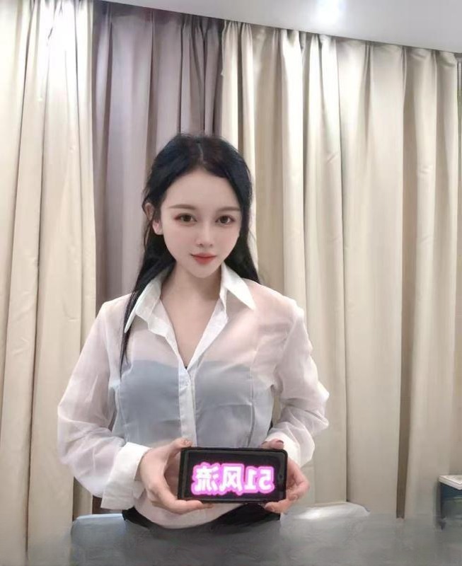 粉嫩多汁小娇妻
