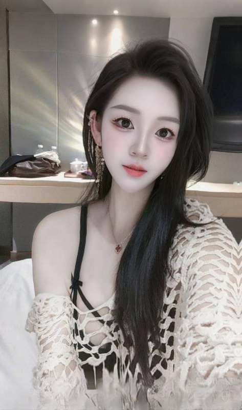 天府肤白风骚性感御姐 图 2