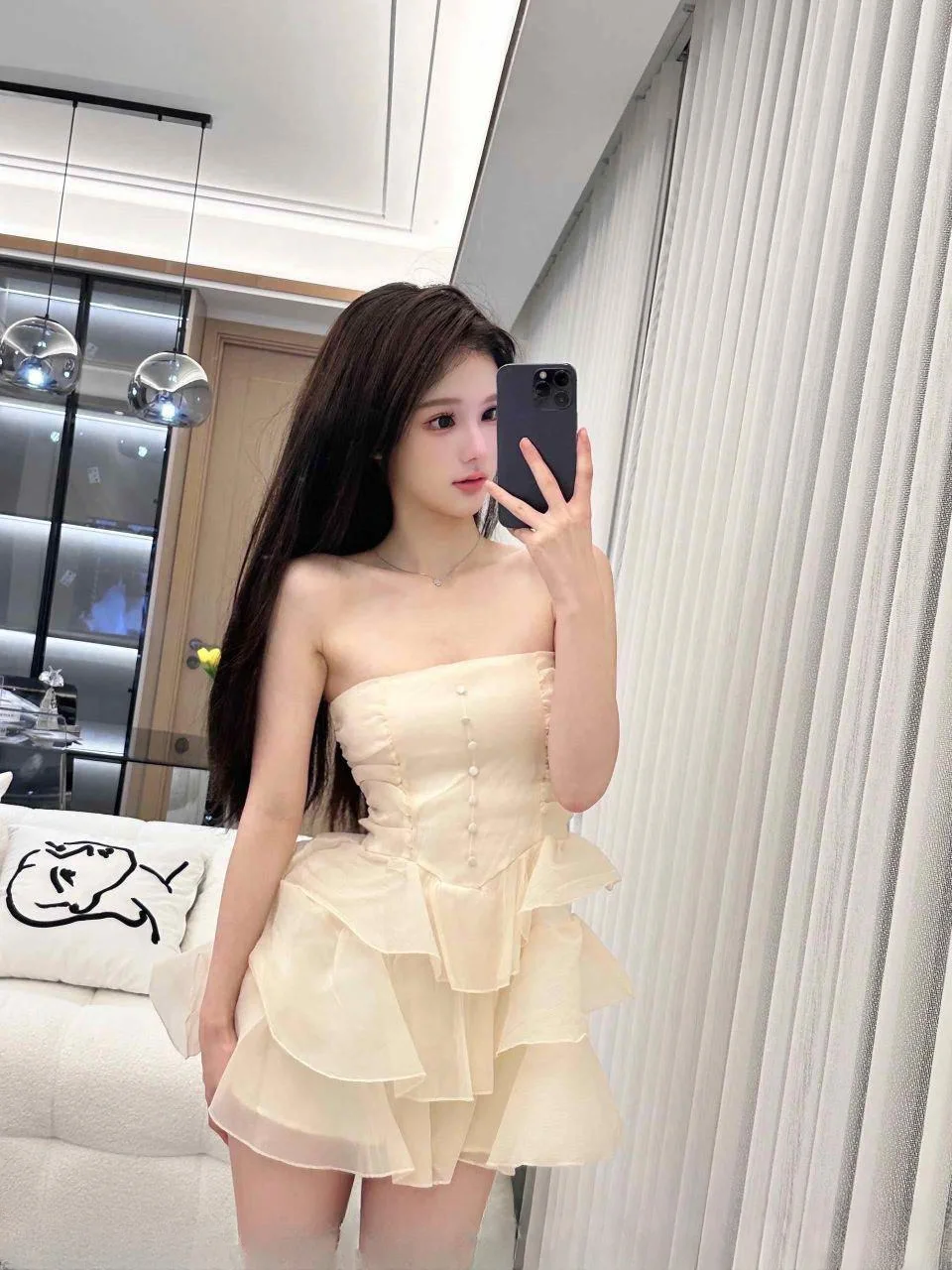 娇滴滴的少妇