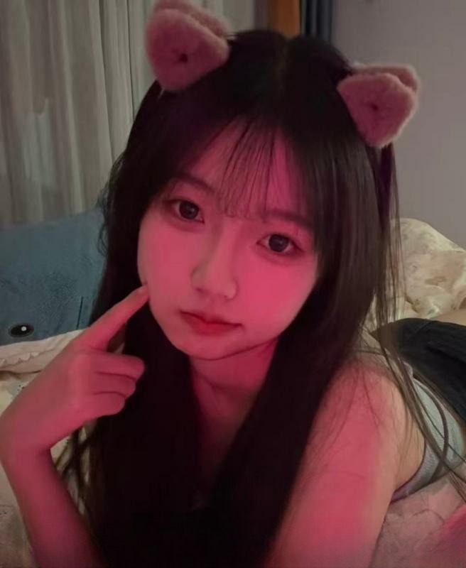 清纯闷骚悠悠 图 2