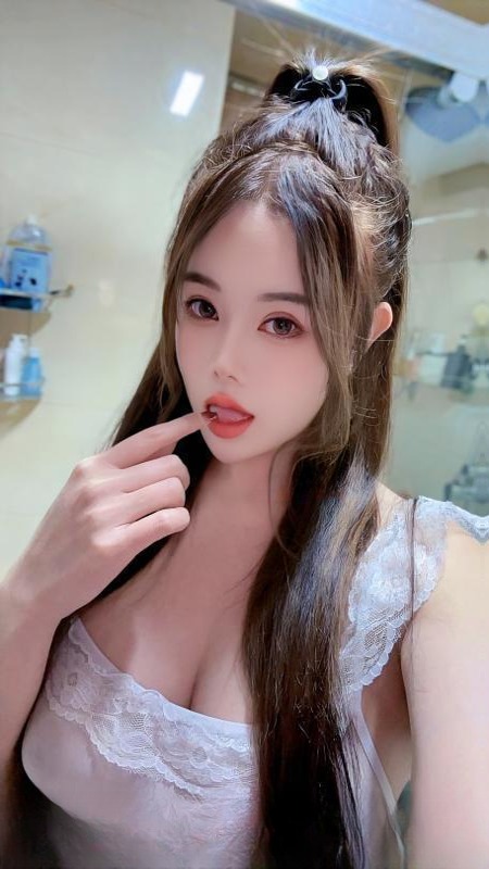 高颜吊钟大奶御姐 图 2