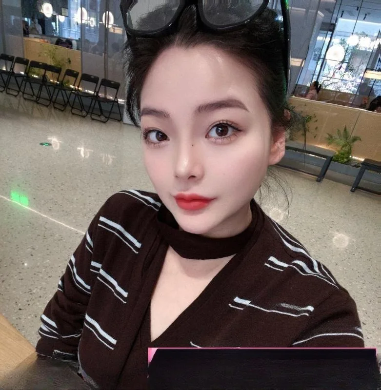 大胸虎牙妹文文 图 4