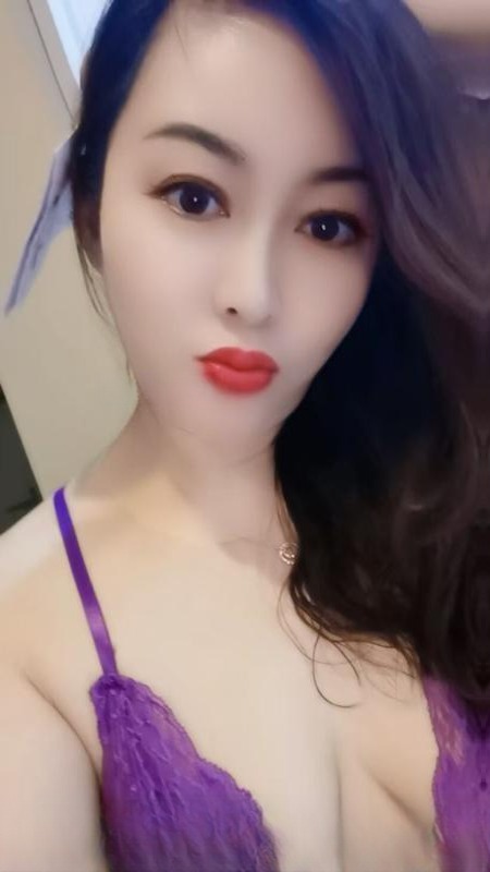 反食高个风韵老板娘 图 2