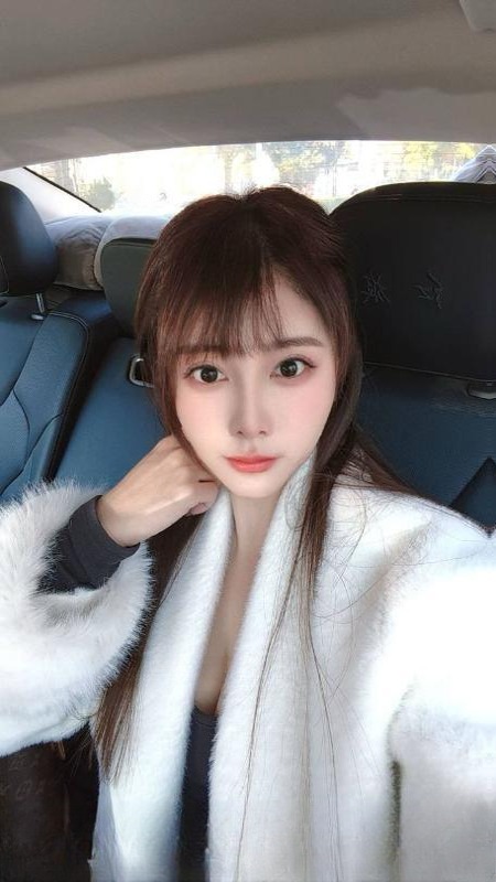 盘龙风骚服务系御姐 图 3
