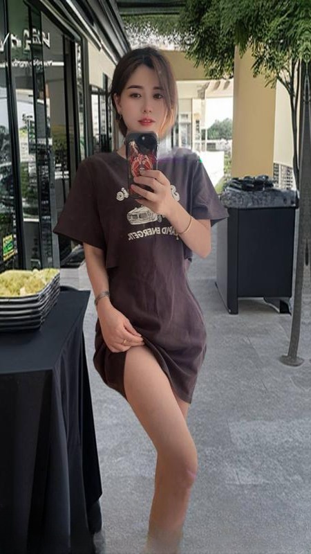 钟楼长腿颜值小姐姐 图 3