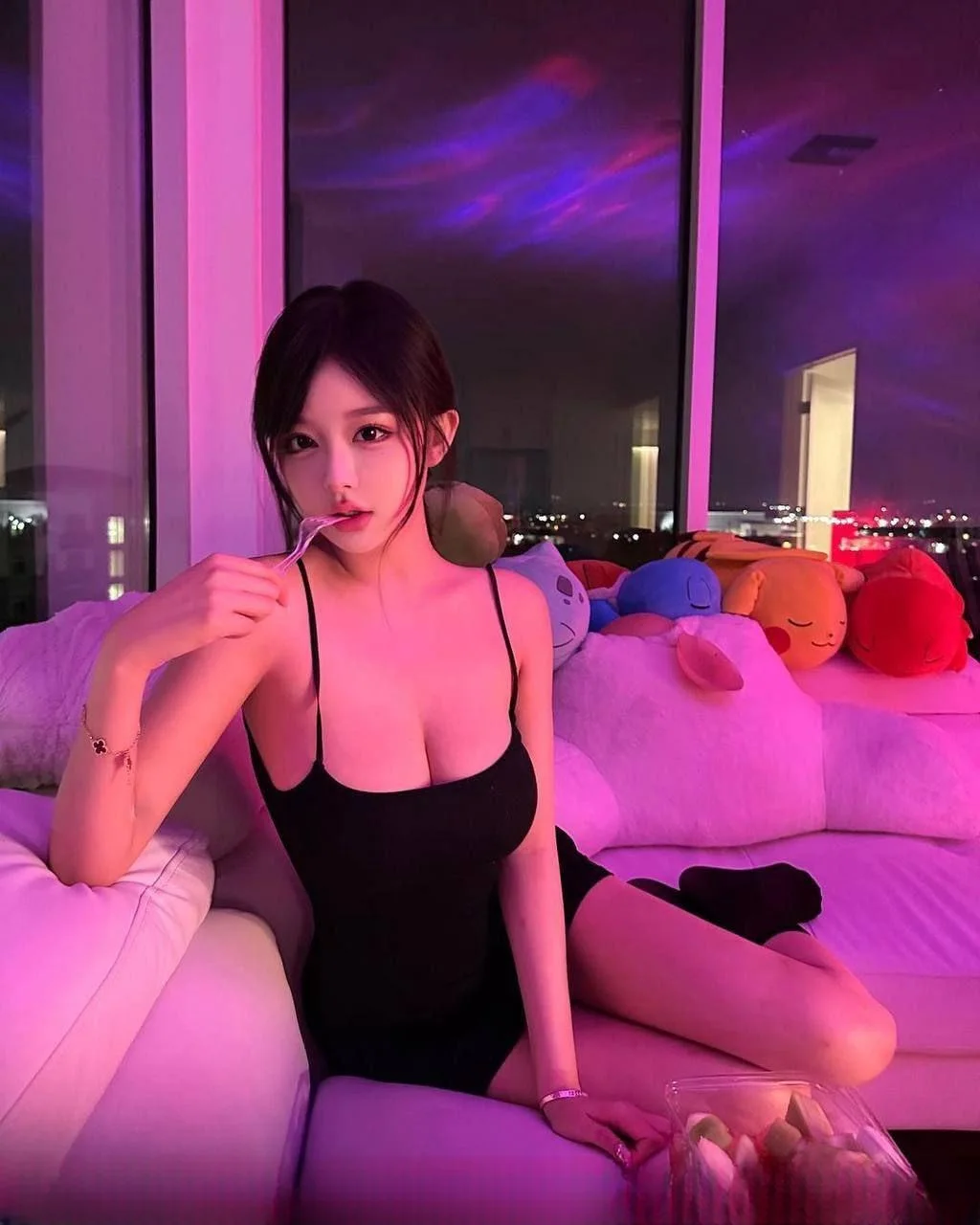 C奶水灵小妹 图 2