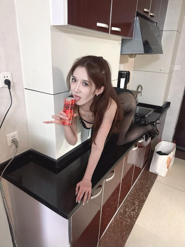 大胸美女 图 3