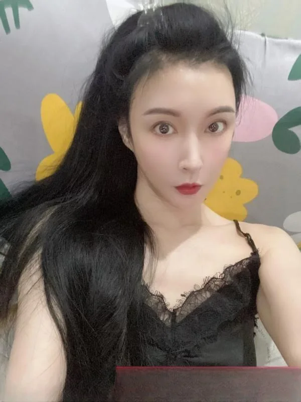 东区妩媚御姐 图 2