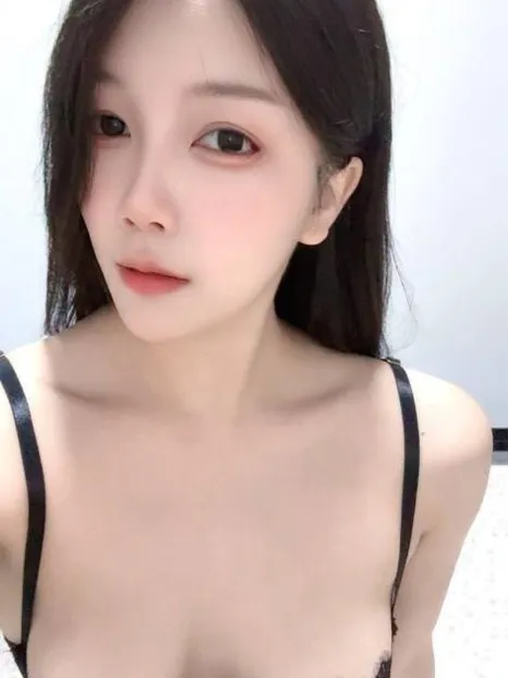 溧阳苗条小美女