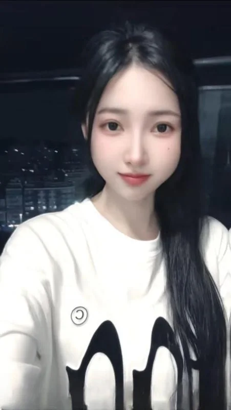 天河肥臀骚货 图 3