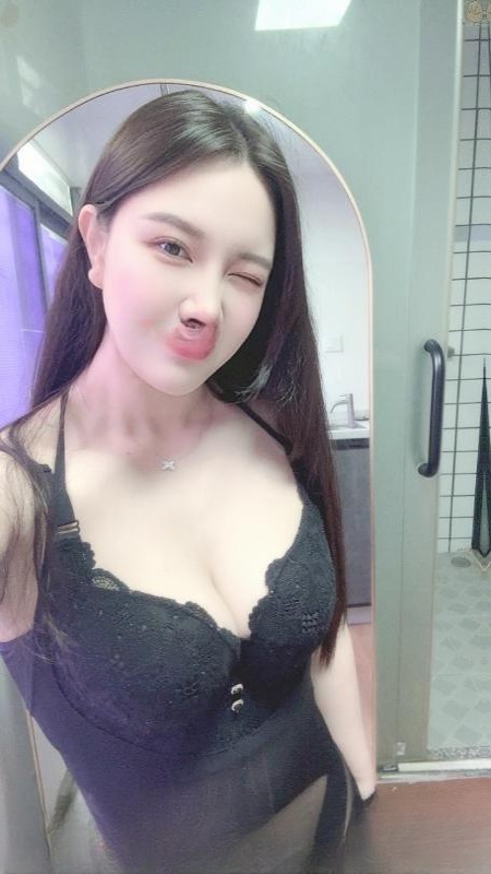 健身女孩西宝