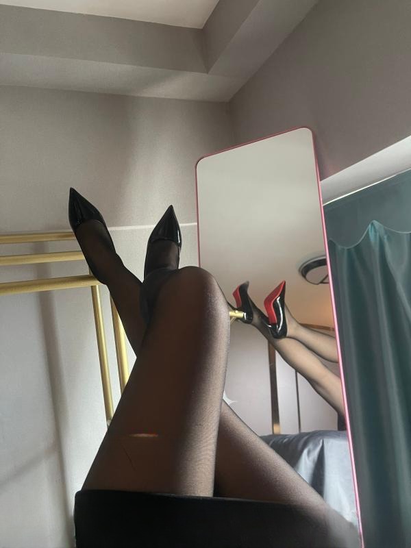 肤白貌美软妹子安娜 图 3