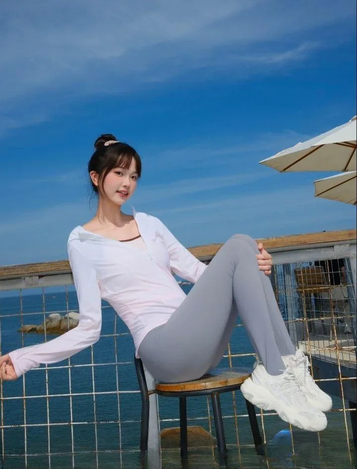 灵动骑行服做爱