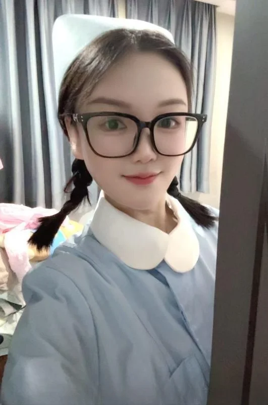 白云小护士依依