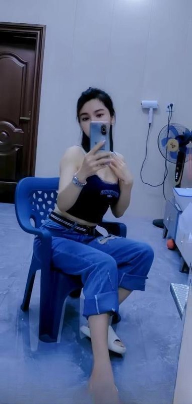 白云个人姐妹俩口暴 图 4