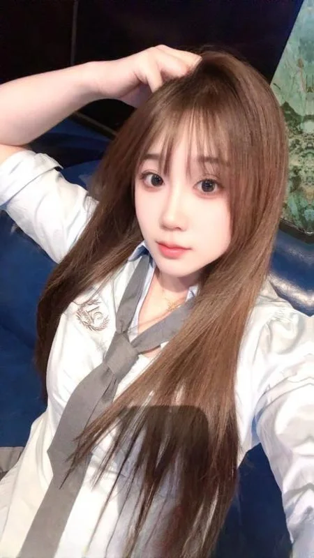 白嫩性感美女凡凡 图 3