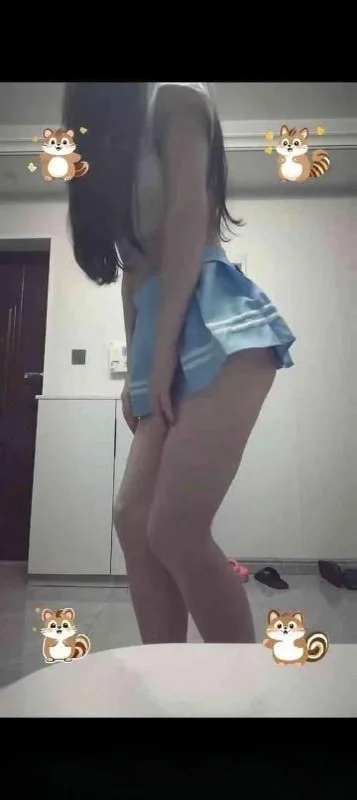 香洲冷白皮御姐 图 2