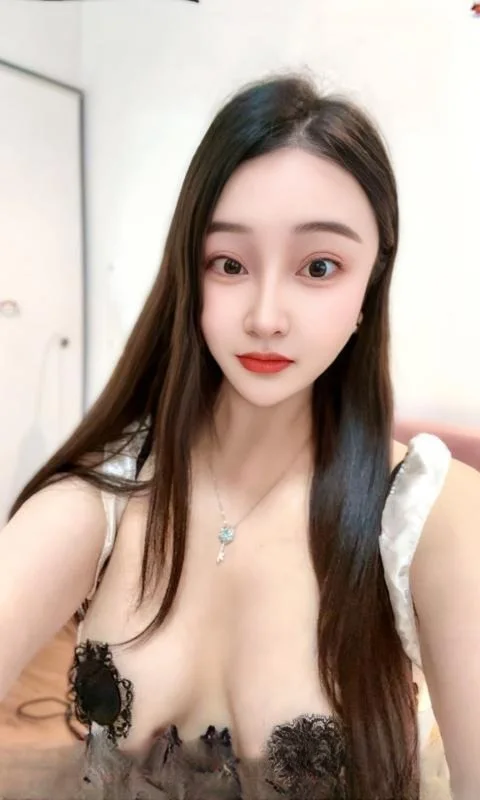 松江川渝白嫩巨乳妹 图 2