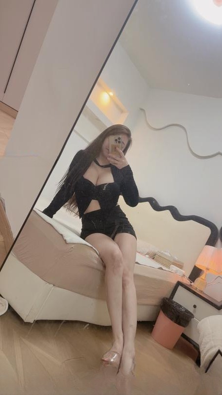 美乳风韵人妻回归 图 4