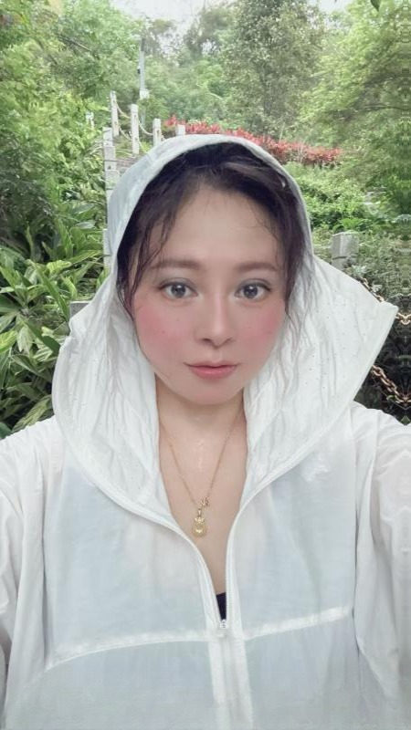 上梅林大奶重庆妹子